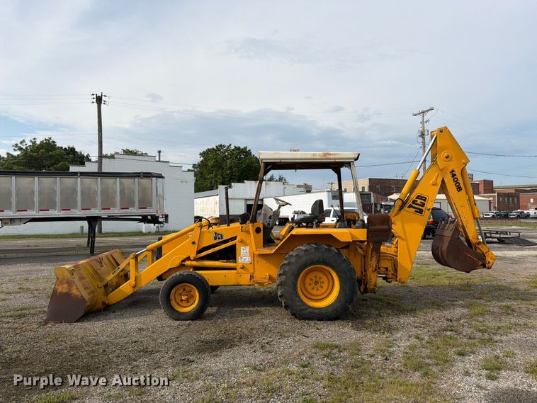 image for item FK3332 JCB 1400B backhoe