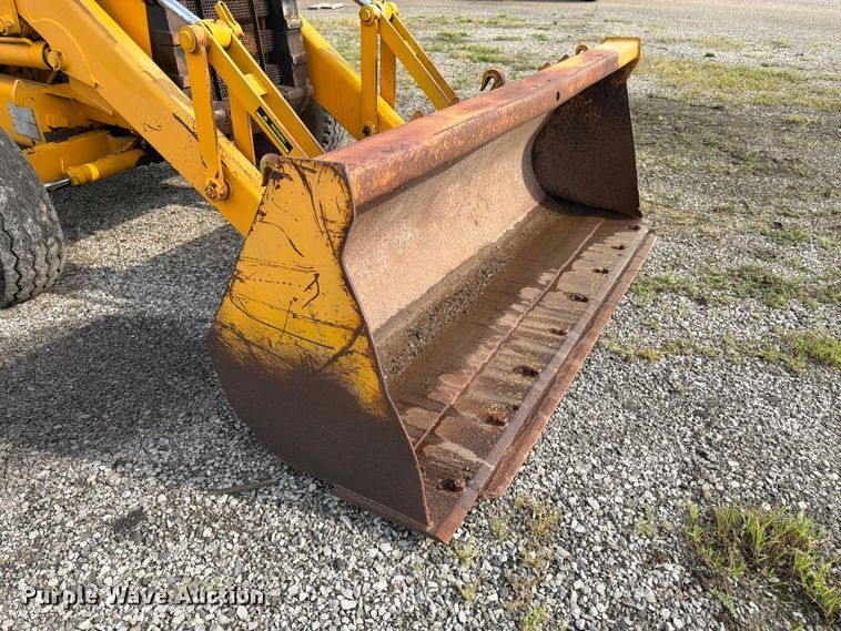 image for item FK3332 JCB 1400B backhoe