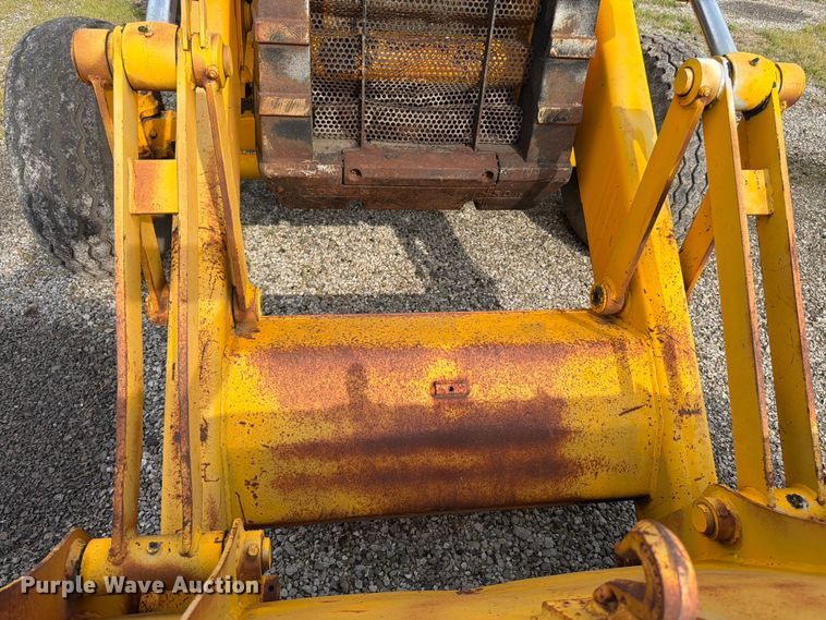 image for item FK3332 JCB 1400B backhoe