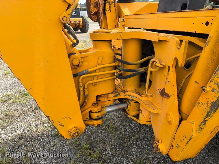image for item FK3332 JCB 1400B backhoe
