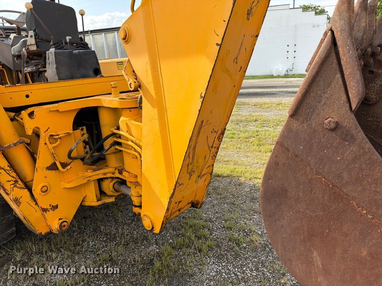 image for item FK3332 JCB 1400B backhoe