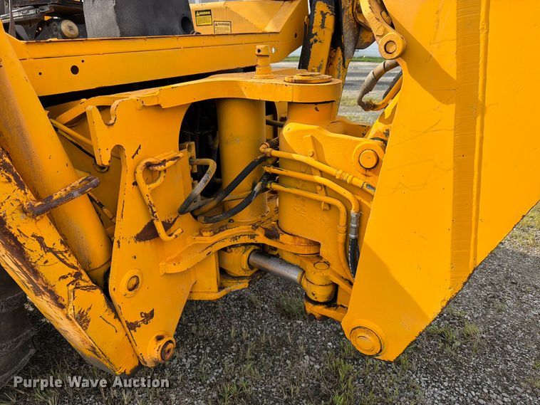 image for item FK3332 JCB 1400B backhoe