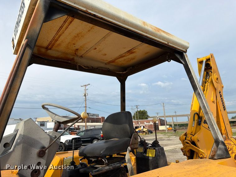 image for item FK3332 JCB 1400B backhoe