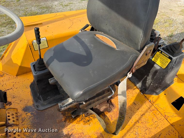 image for item FK3332 JCB 1400B backhoe