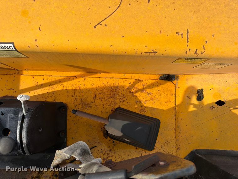 image for item FK3332 JCB 1400B backhoe