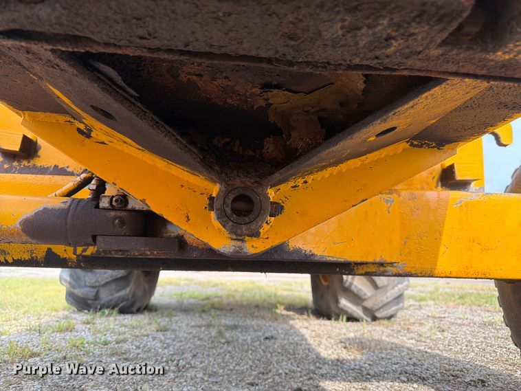 image for item FK3332 JCB 1400B backhoe