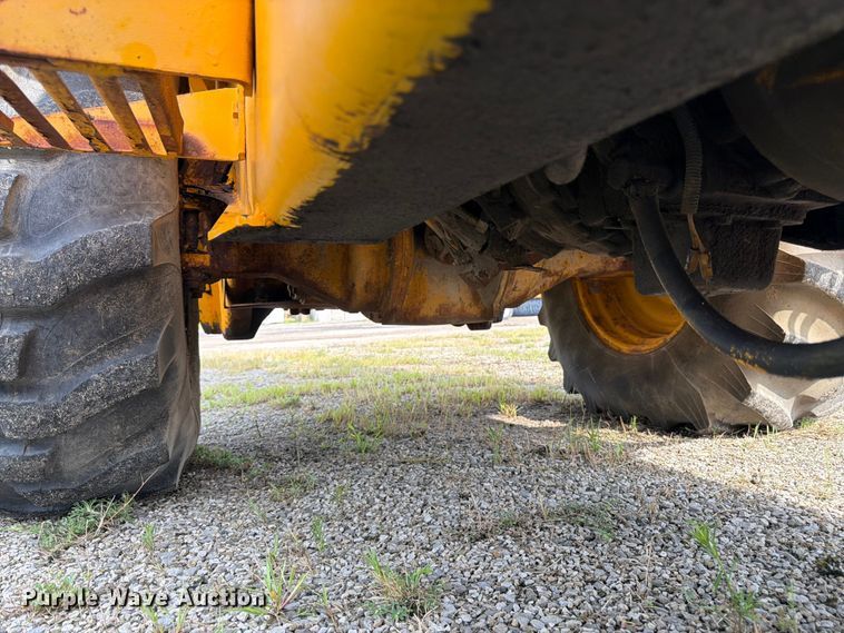 image for item FK3332 JCB 1400B backhoe