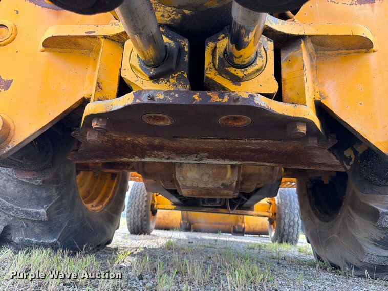 image for item FK3332 JCB 1400B backhoe