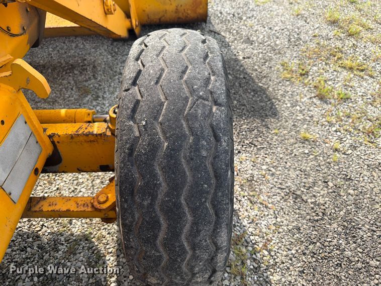 image for item FK3332 JCB 1400B backhoe