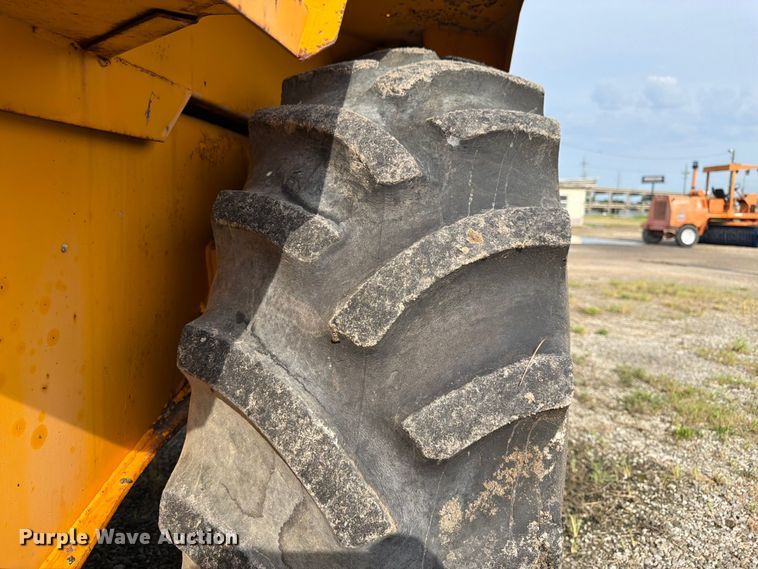 image for item FK3332 JCB 1400B backhoe