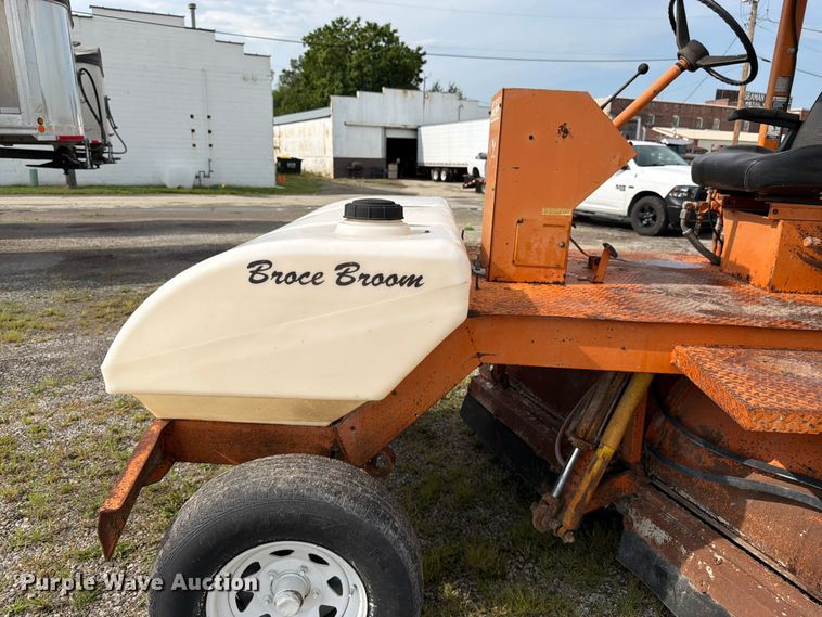 image for item FK3333 1997 Broce RC300 broom