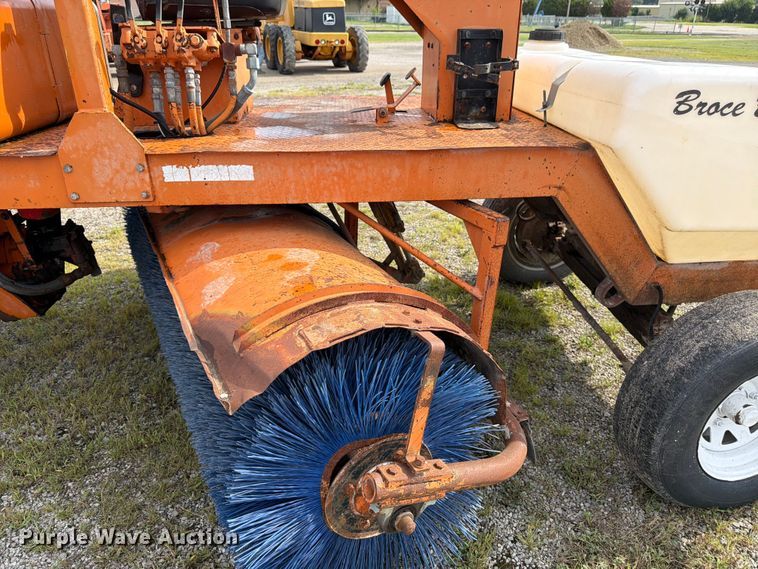 image for item FK3333 1997 Broce RC300 broom