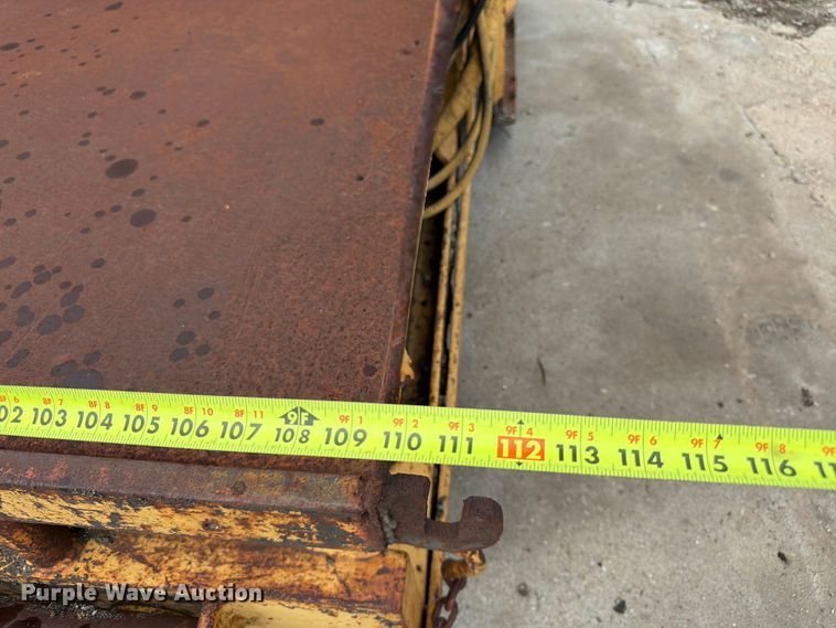 image for item FK3334 Lee-Boy L900 paver