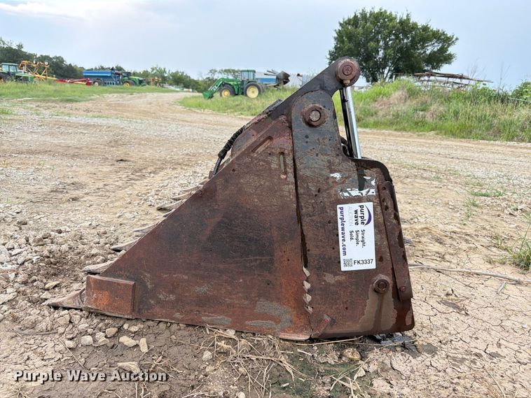 image for item FK3337 Bobcat 4-in-1 skid steer bucket