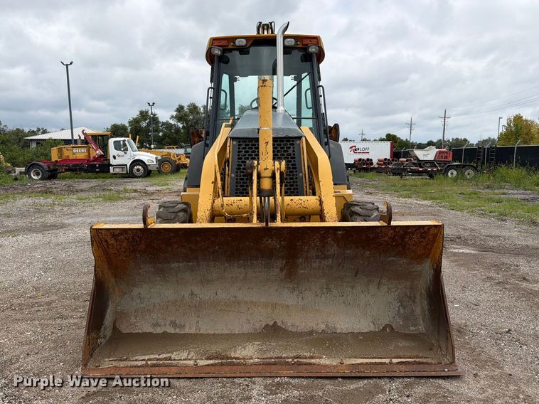 image for item FK3548 2002 John Deere 410G backhoe