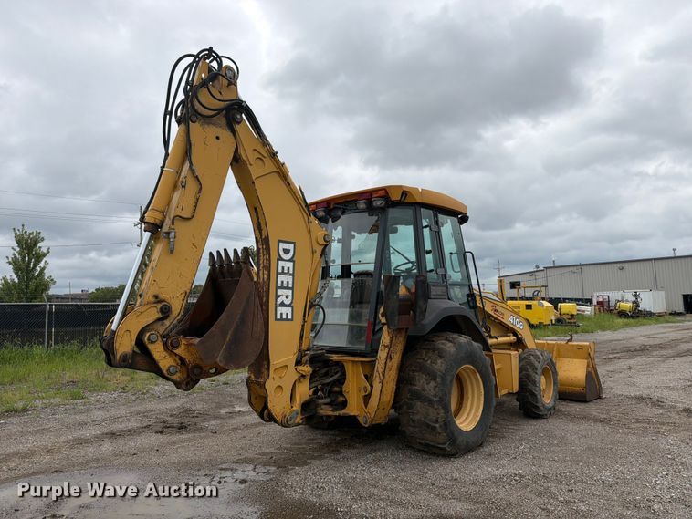 image for item FK3548 2002 John Deere 410G backhoe