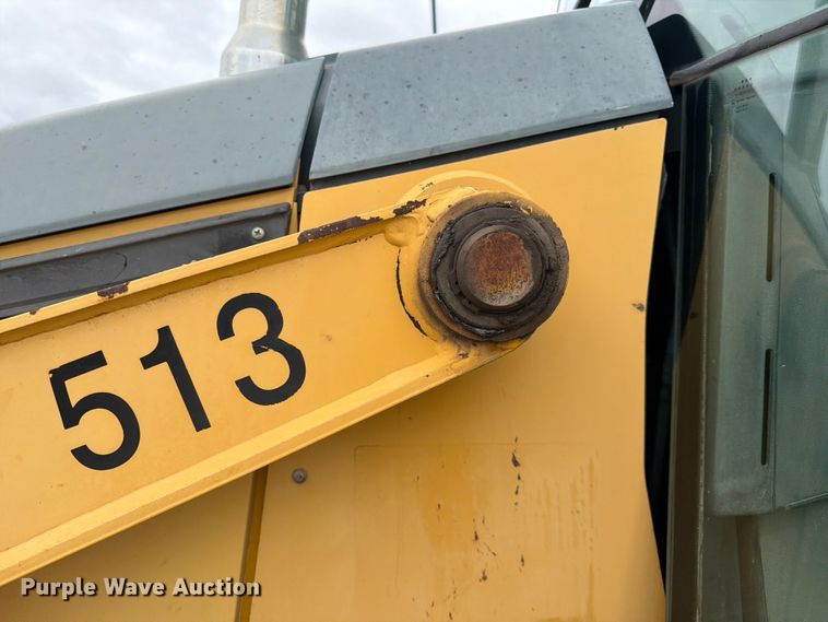 image for item FK3548 2002 John Deere 410G backhoe