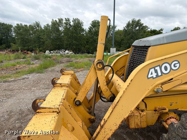 image for item FK3548 2002 John Deere 410G backhoe