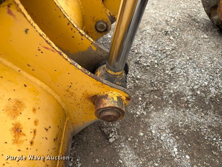 image for item FK3548 2002 John Deere 410G backhoe
