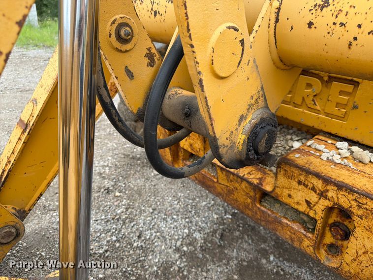 image for item FK3548 2002 John Deere 410G backhoe