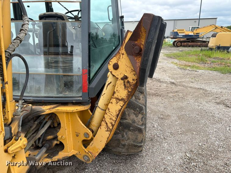 image for item FK3548 2002 John Deere 410G backhoe