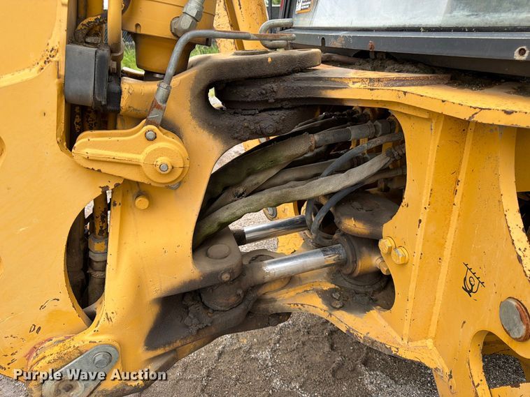 image for item FK3548 2002 John Deere 410G backhoe