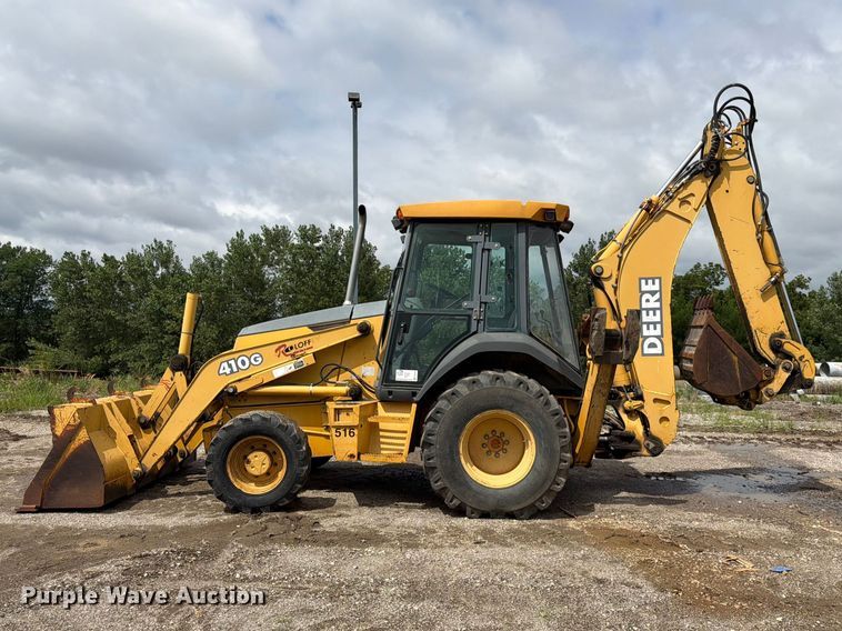 image for item FK3549 2002 John Deere 410G backhoe