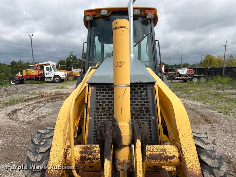 image for item FK3549 2002 John Deere 410G backhoe