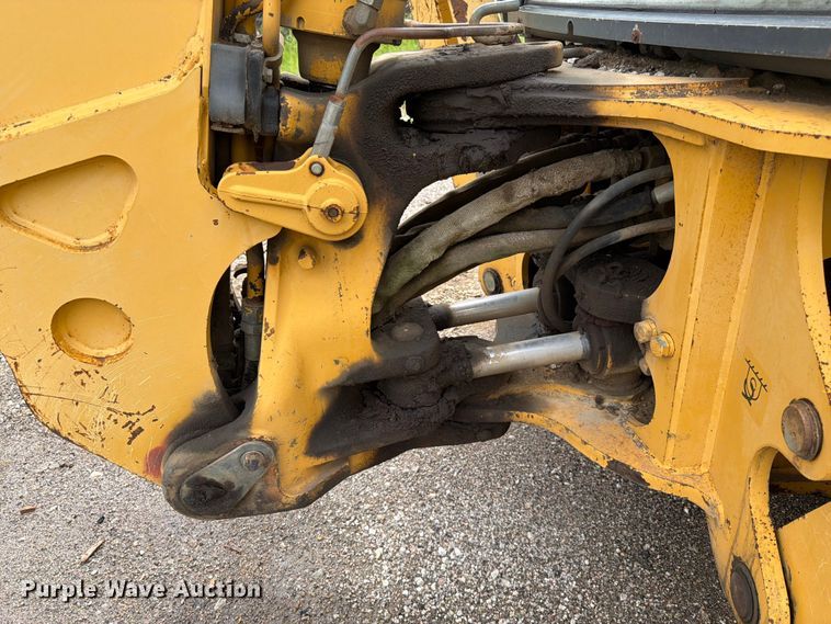 image for item FK3549 2002 John Deere 410G backhoe