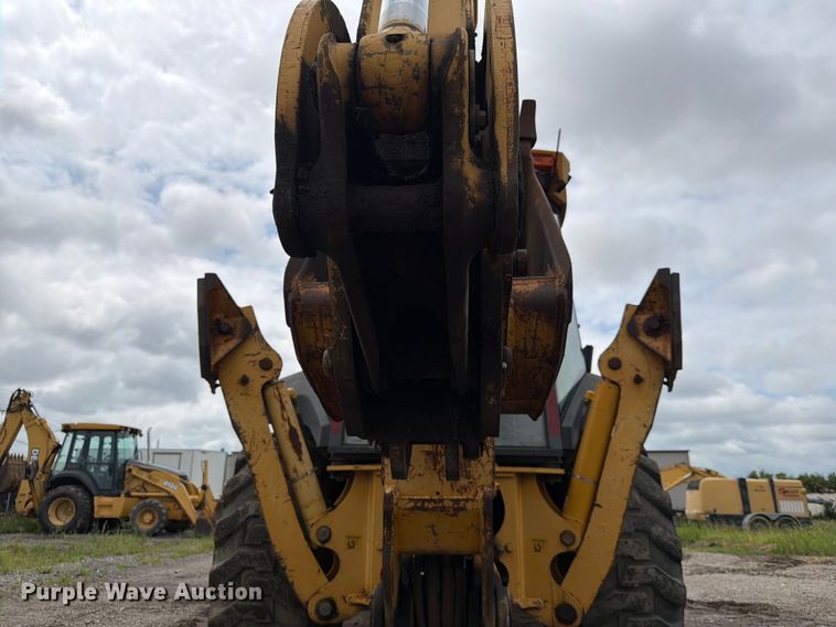 image for item FK3549 2002 John Deere 410G backhoe