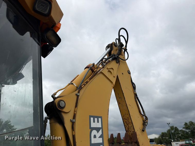 image for item FK3549 2002 John Deere 410G backhoe