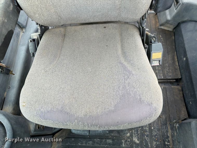 image for item FK3549 2002 John Deere 410G backhoe