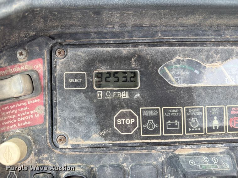 image for item FK3549 2002 John Deere 410G backhoe