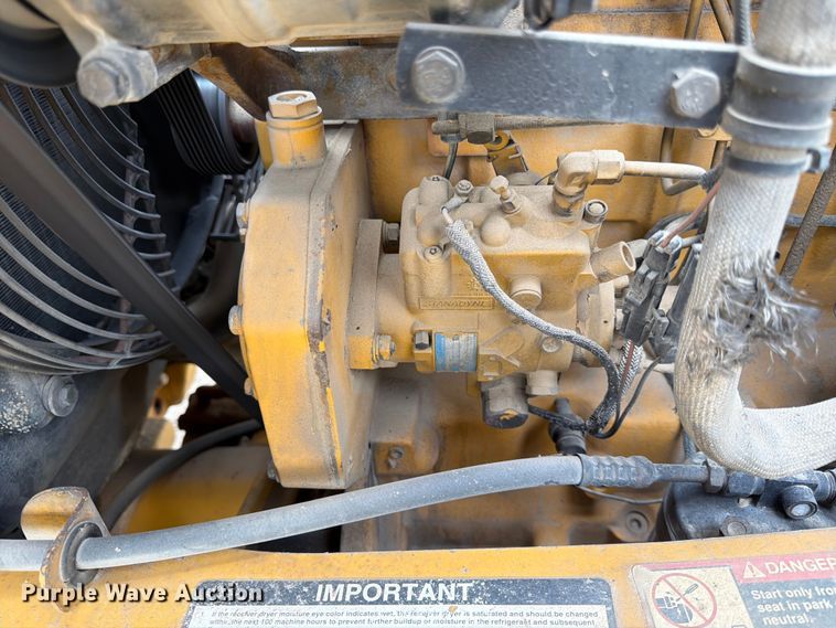 image for item FK3549 2002 John Deere 410G backhoe