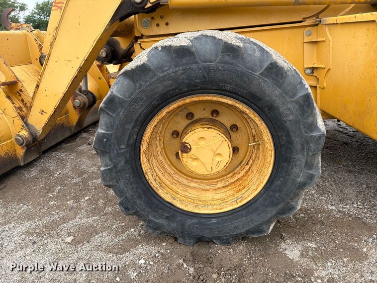 image for item FK3549 2002 John Deere 410G backhoe