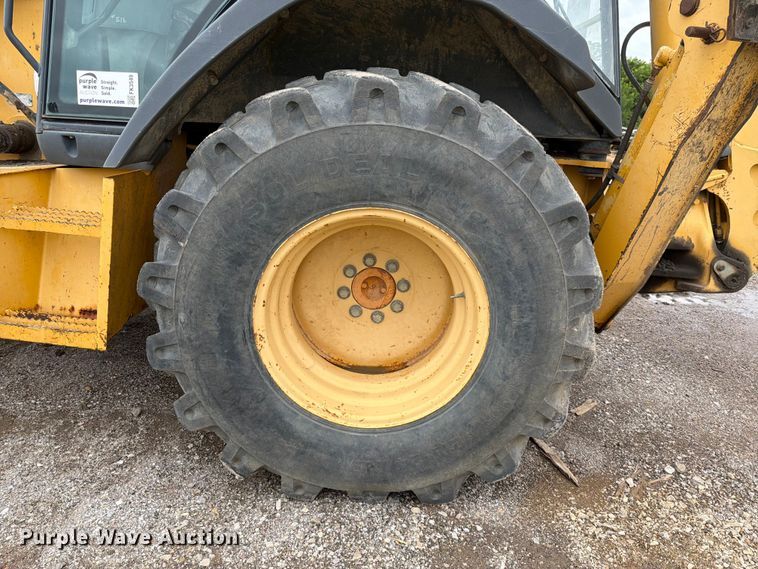 image for item FK3549 2002 John Deere 410G backhoe