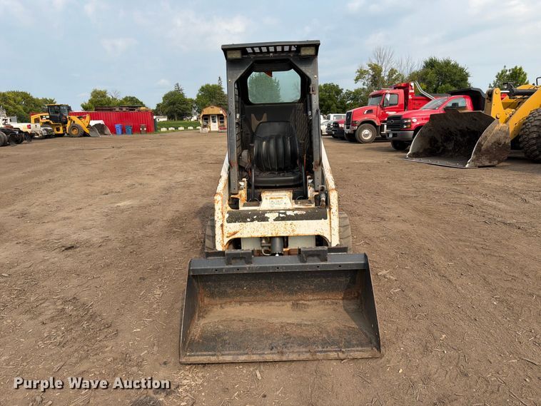 image for item FK3572 2014 Bobcat S70 skid steer loader