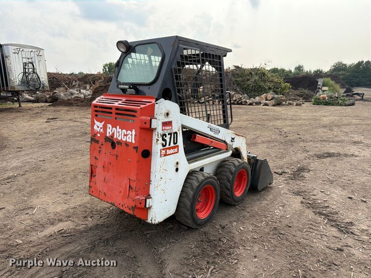 image for item FK3572 2014 Bobcat S70 skid steer loader