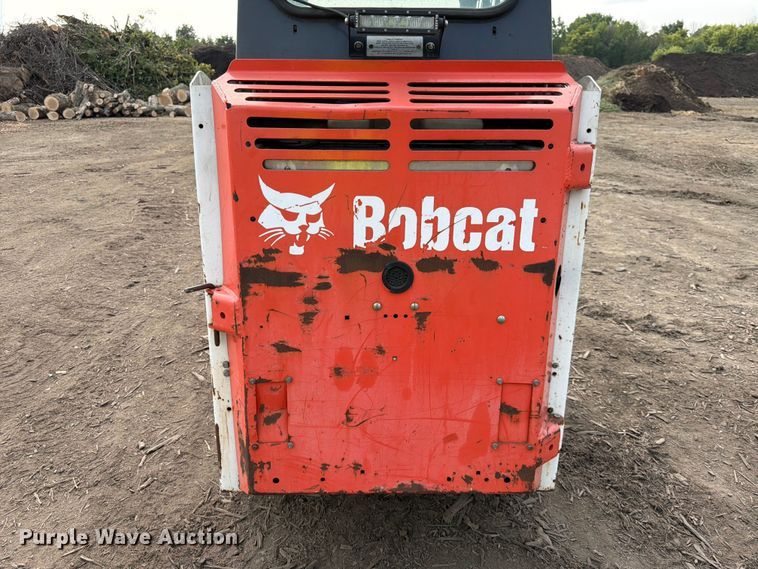 image for item FK3572 2014 Bobcat S70 skid steer loader