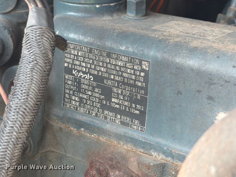 image for item FK3572 2014 Bobcat S70 skid steer loader