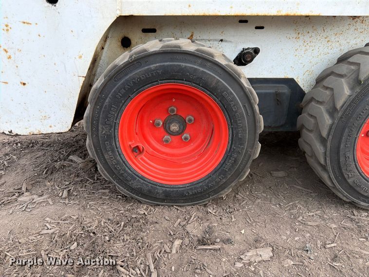 image for item FK3572 2014 Bobcat S70 skid steer loader