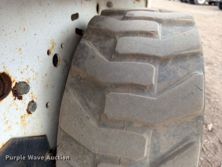 image for item FK3572 2014 Bobcat S70 skid steer loader