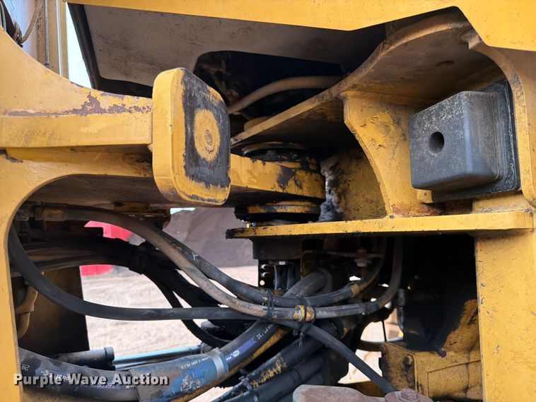 image for item FK3573 2005 Caterpillar 938G wheel loader