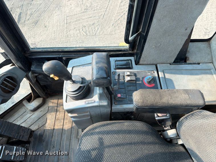 image for item FK3573 2005 Caterpillar 938G wheel loader
