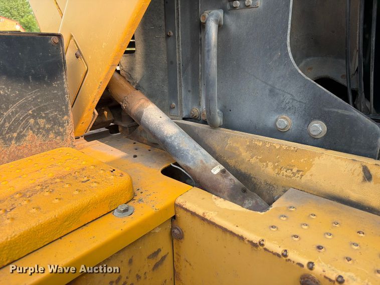 image for item FK3573 2005 Caterpillar 938G wheel loader