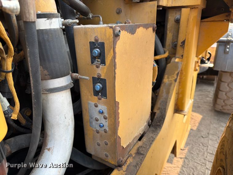 image for item FK3573 2005 Caterpillar 938G wheel loader