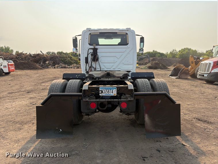 image for item FK3574 2013 International MA035 semi truck