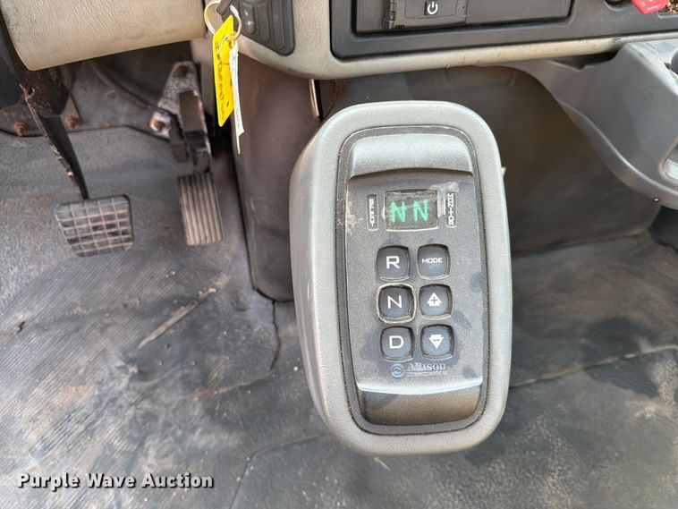 image for item FK3574 2013 International MA035 semi truck