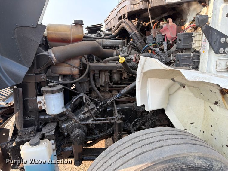 image for item FK3574 2013 International MA035 semi truck