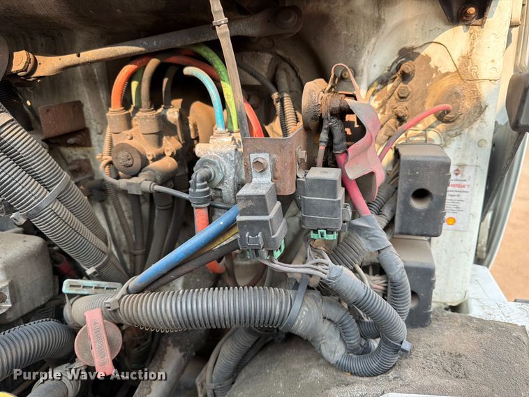 image for item FK3574 2013 International MA035 semi truck